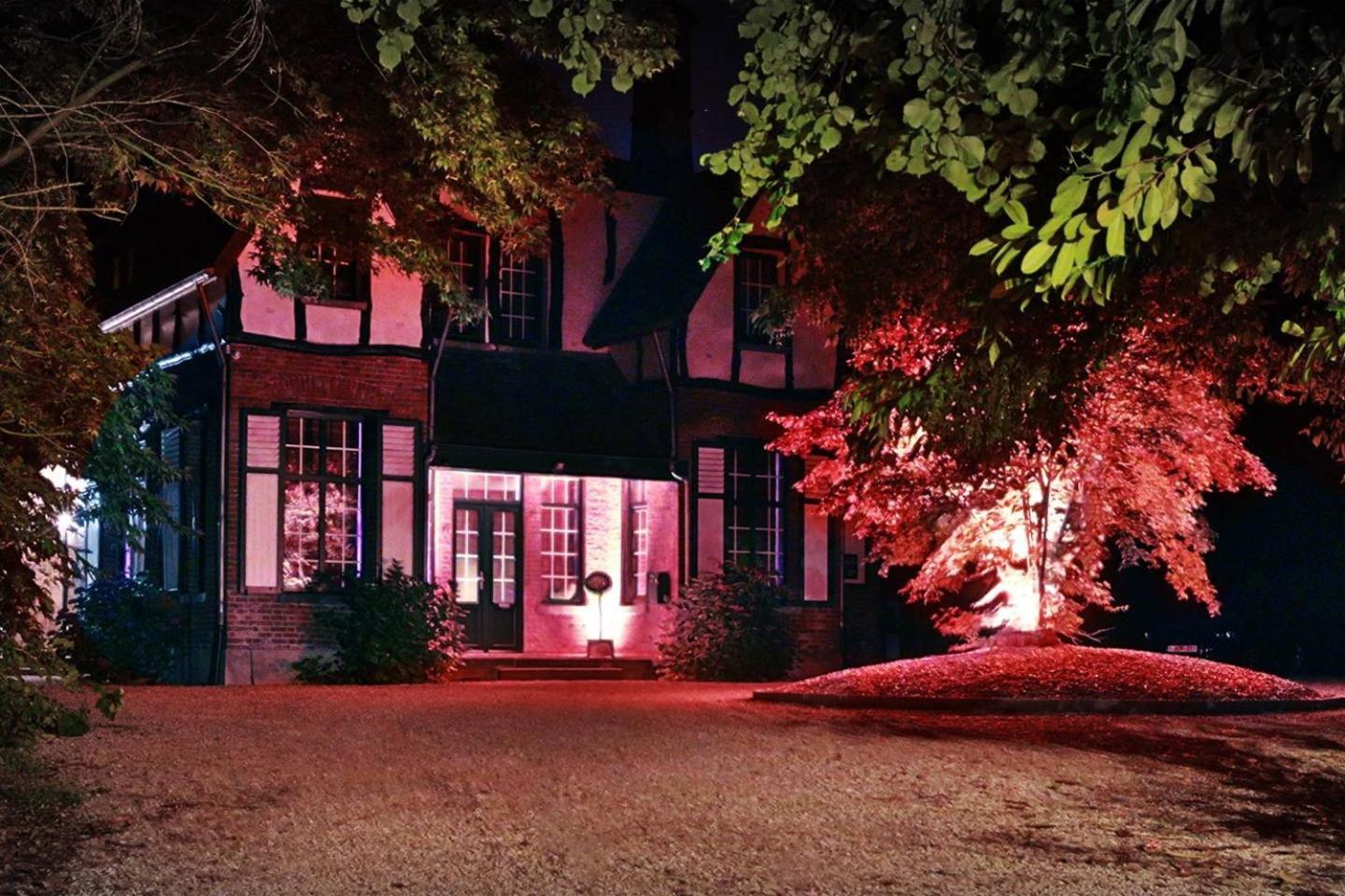 B&B Le Pavillon Du Bois De Buis Perwez Exterior photo
